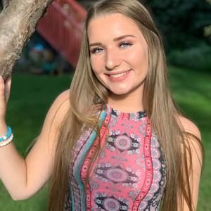 Meet your Posher, Justine